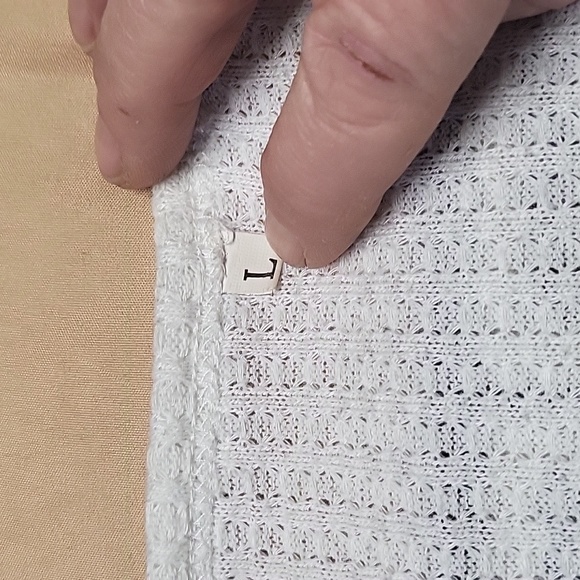 ***5/$20***Long sleeve shirt by temu - Picture 4 of 4